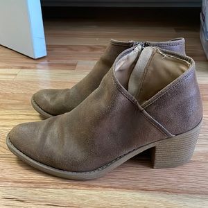 Boutique (Qupid) Booties